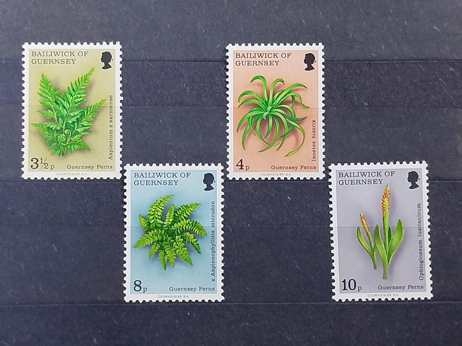 Znaczki Guernsey 1975 flora