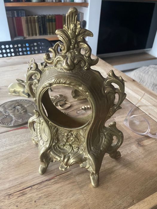 Mosiądz drobiazgi. likwidacja kolekcji