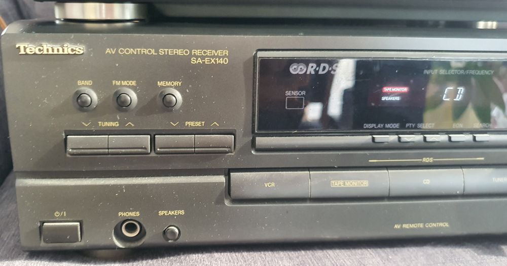 Amplituner Technics SA-EX 140
