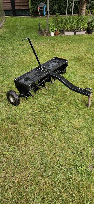 Aerator/wertykulator  do trawy
