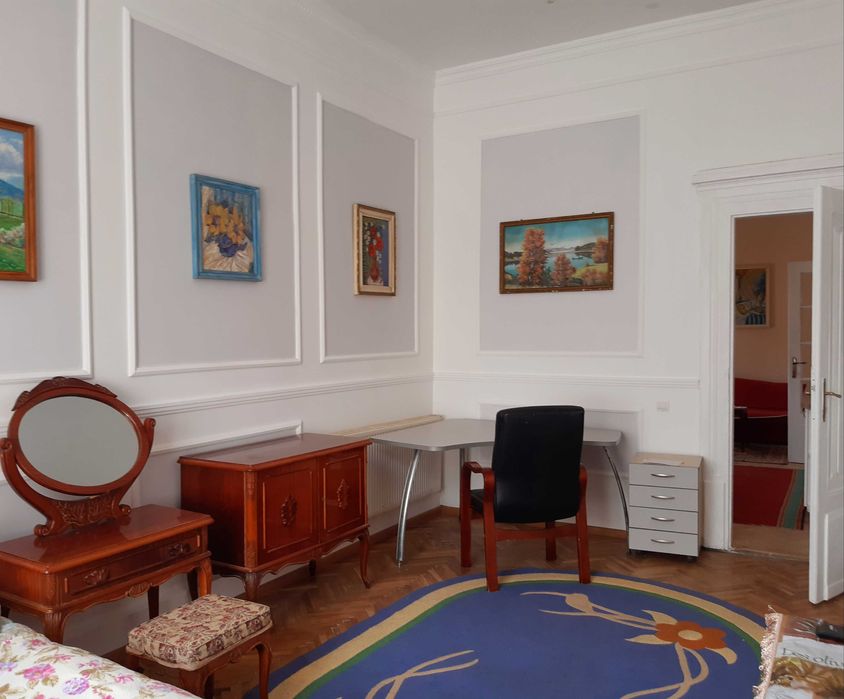 Квартира в історичному центрі біля собору від власника