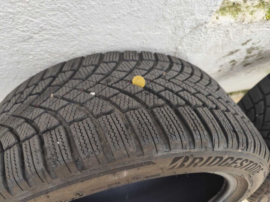 Bridgestone 235/45/R18 98V Extra Load-veiculo electrico- Blizzak LM005 Fabricados em Agosto 2024