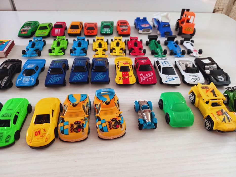 Машинки (38 штук)