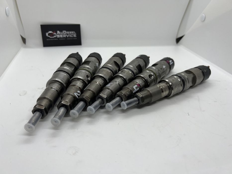 Форсунка 04902525, 4902525, 7421006073, 21006084 DEUTZ Renault Volvo