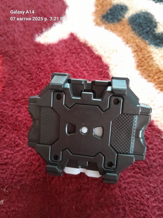 Продам бейблейди