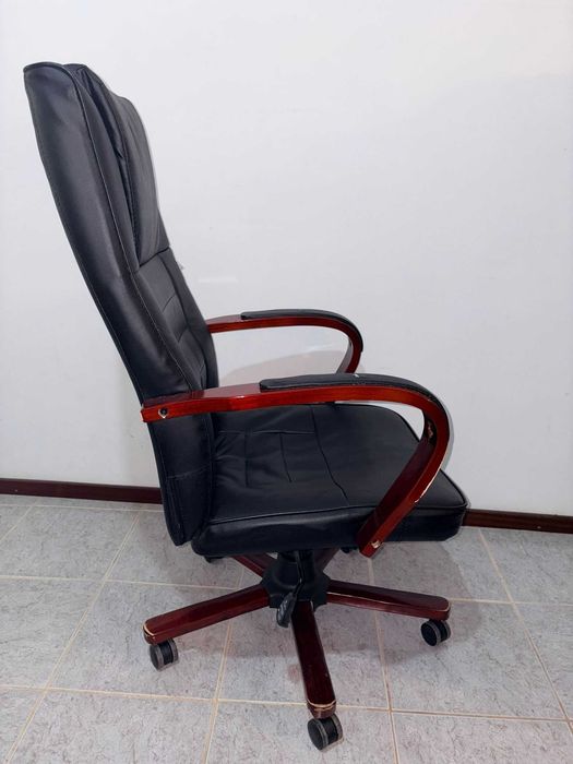 Cadeira de Escritório Executiva