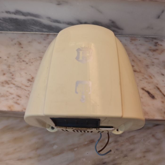 Secador de mãos para parede