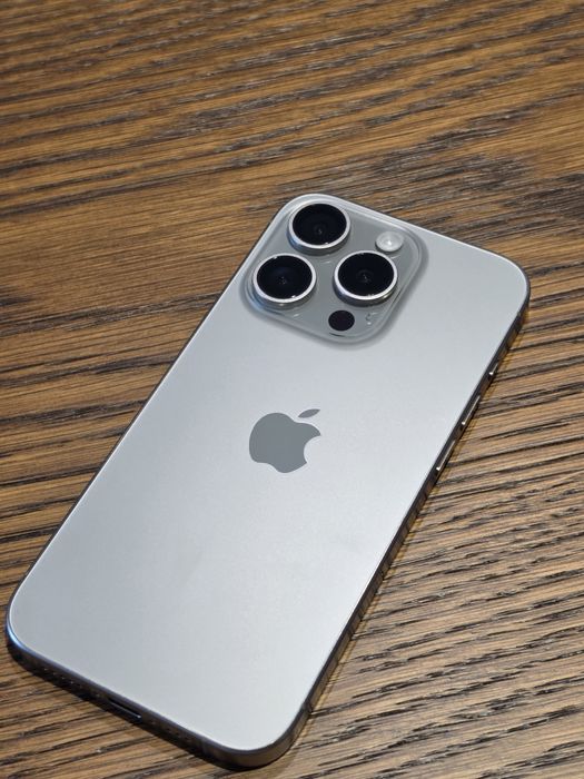 Iphone 15 Pro - 128 GB - Excelente Estado