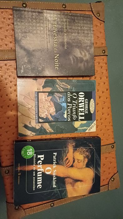 Varios livros 2€ cada