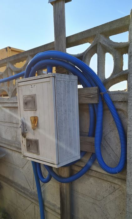 Sprzedam kabel budowlany w osłonie 40mb stan bdb