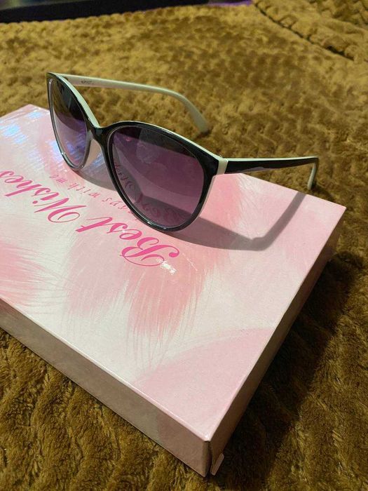 Окуляри сонцезахисні "кішечки" іміджеві чорно-білі базові від сонця