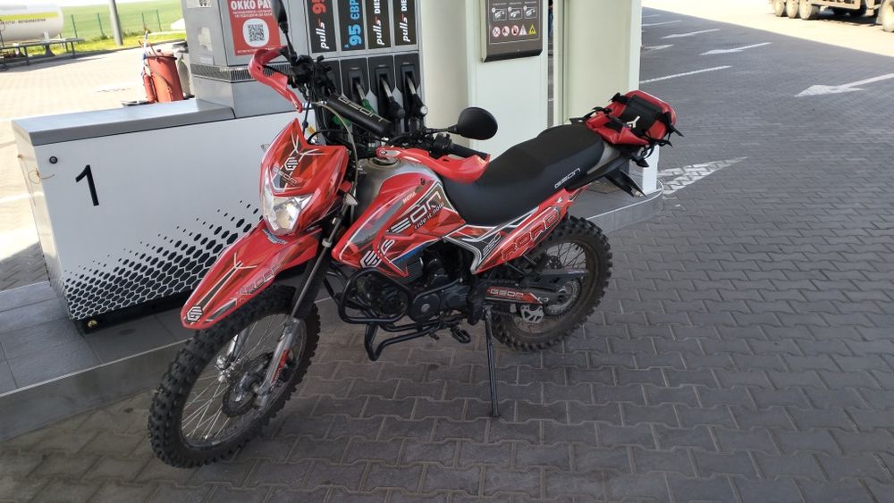 Geon X Road PRO 250 cm3 21/18