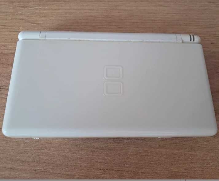 Konsola Nintendo DS lite