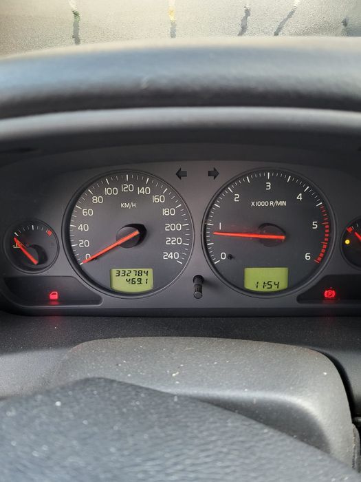 Vende-se Volvo V40 — photo 2
