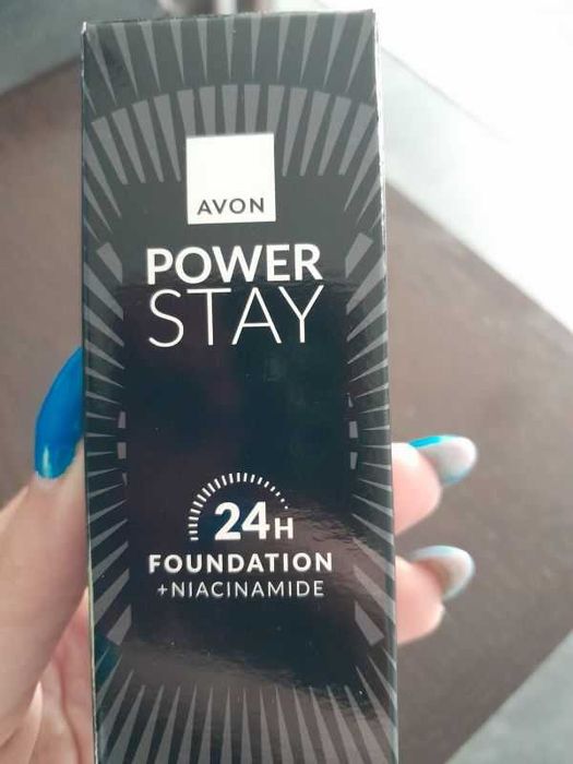 Podkład w płynie Avon Power Stay 24h 30ml Medium Beige (310N).