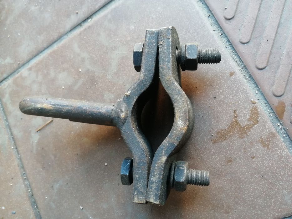 Uchwyt do słupka ogrodowego