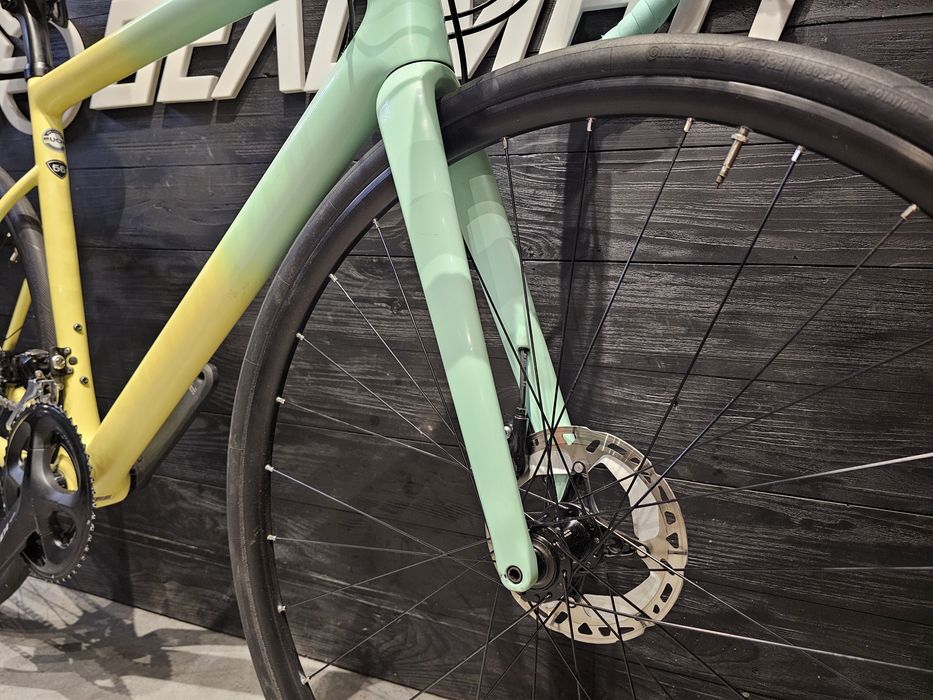 Шосейний велосипед Specialized Tarmac SL6 Sport.Не Trek, не Canyon, не Rose. Шоссейный  Карбоновый велосипед  Шосе Карбон