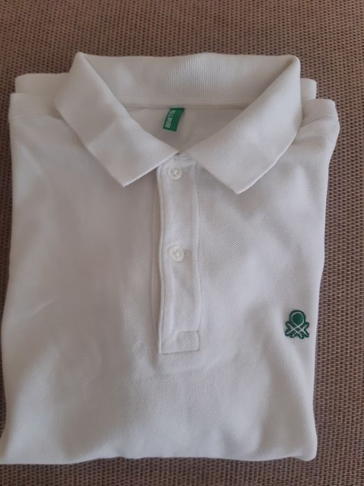 Рубашка белая поло benetton.