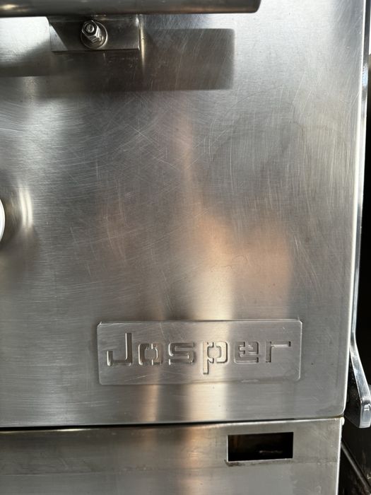 Forno Josper com 6 meses de uso, 2 unidades. E perfeitas condicoes