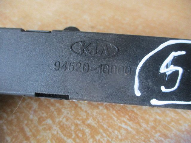 Display / ecrã de informações KIA Rio II (JB)