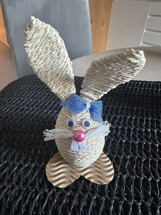 Wielkanocne Zajączki ze sznurka jutowego