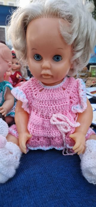 Bonecas vestidas com crochet