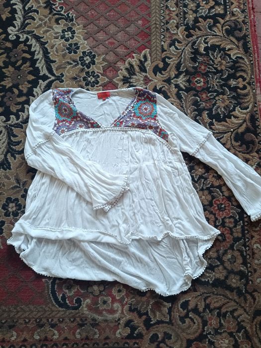 Zamienię ubrania bluzki torebkę sukienki legginsy spodnie
