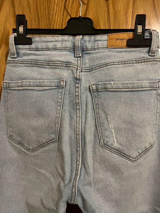 CalcalsAzuis e pretas