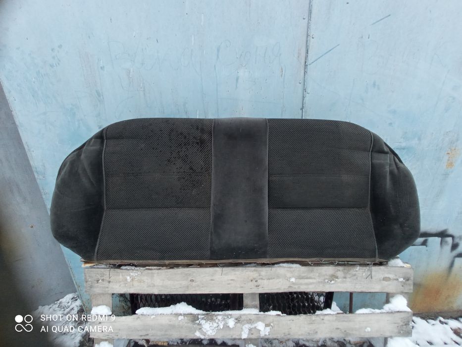 Продам сиденья диван Опель вектра а