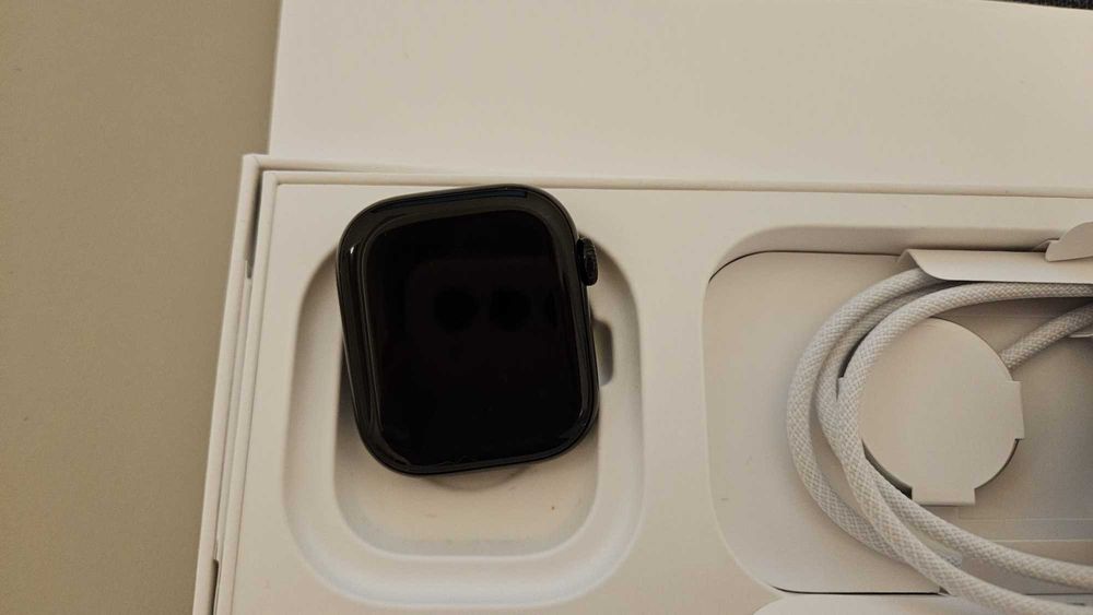 Apple Watch Series 10 GPS 42mm Jet Black Aluminium | Gwarancja