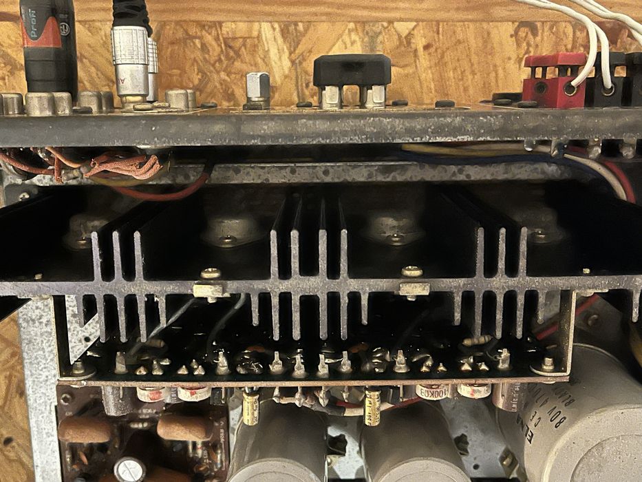 Amplificador Marantz 1060