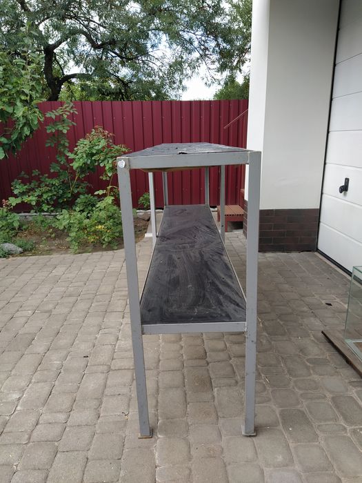 Продам стойки под аквариумы 110,220 л.