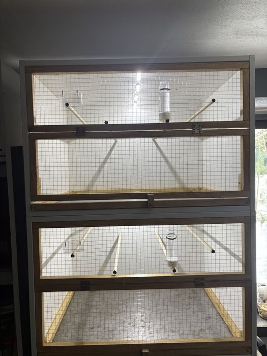 Dwie duże klatki dla ptaków. Kompletne z oświetleniem Led.