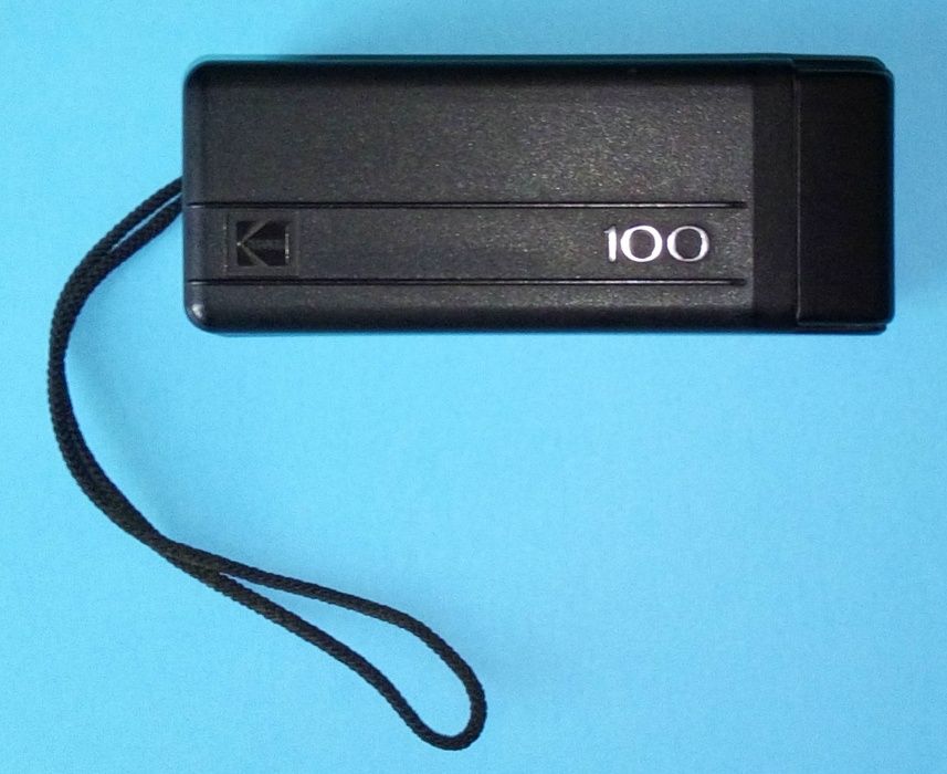 Máquina Fotográfica Vintage - Kodak Ektra 100 - 22mm - Anos 80