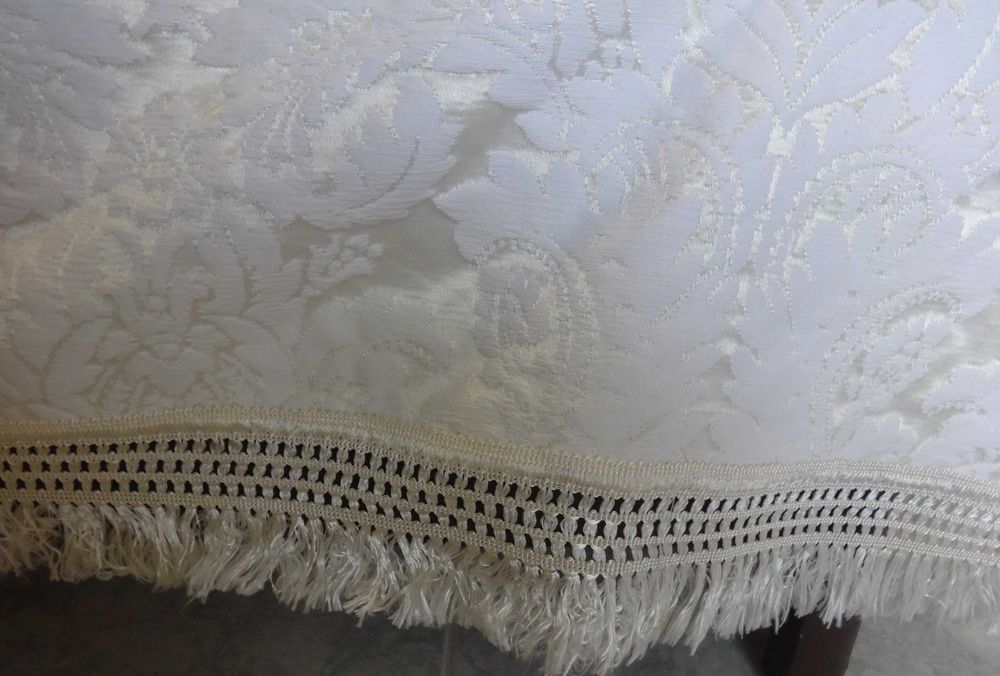 Colcha Branco Pérola Estampado Trabalhado NOVA