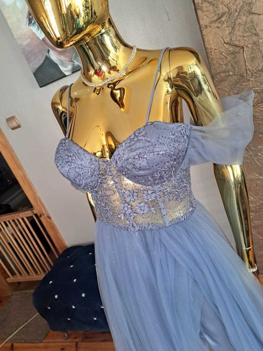 Śliczna suknia tiulowa na studniówkę R36 mega rozcięcie Polski produce