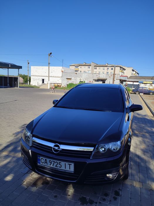 Продам Опель Астра h 1.7 cdti