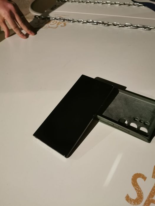 Samsung Galaxy S23 Ultra – 256GB / Black Phantom / Como Novo