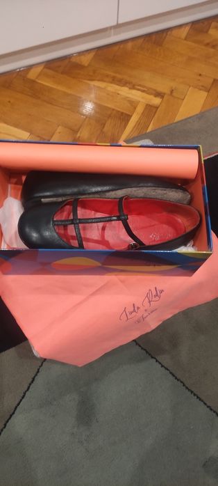 Ekskluzywne buty baleriny typu T-bar Italy Scarosso Linda I