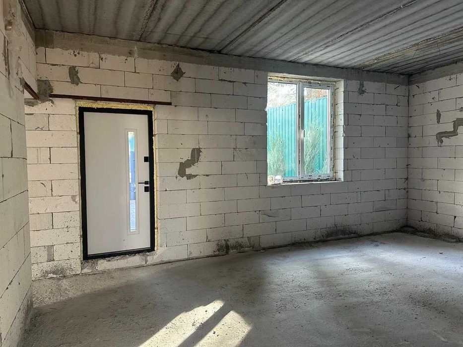 Котедж 200 кв.м з виходом до річки. Ділянка серед сосен. Розстрочка 1р