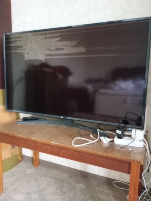Продам телевизор LG.С доставкой на дом!