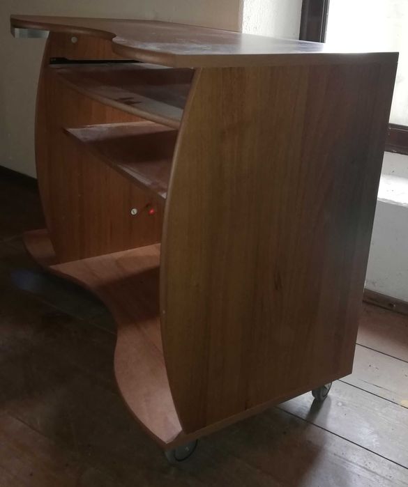 SECRETÁRIA COM RODAS como nova (envio por CTT Ponto a Ponto por +7€)