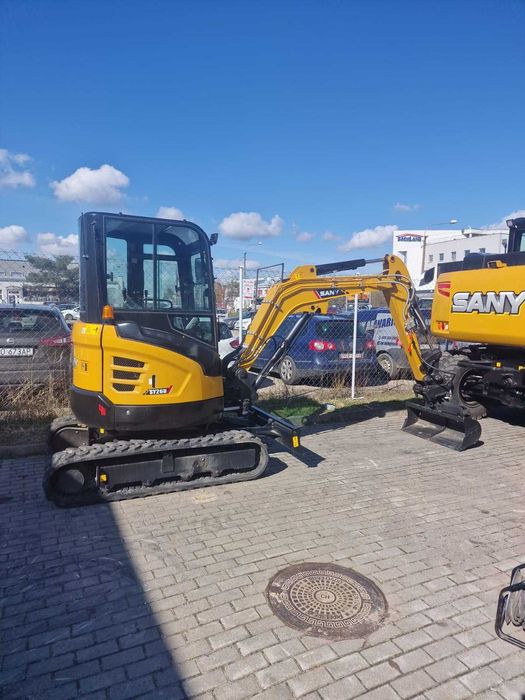 Koparka Kołowa Obrotowa 17t/ Minikoparka 6t i 3t / Wywrotki / Prace Zi