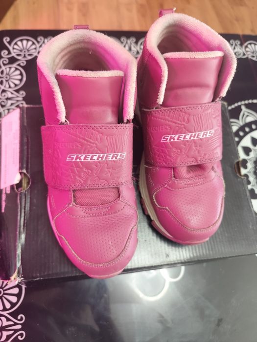 Кросівки весняні снікерси Skechers