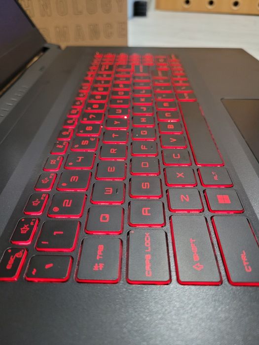 Laptop do gier NOWY MSI Katana 17,3'' i5-12450H/RTX 3050ti/16GB/144HZ