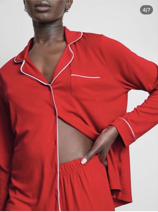 Жіночі піжами під VS