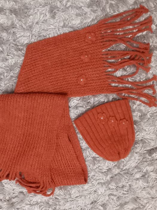 Czapka i szalik / komplet /