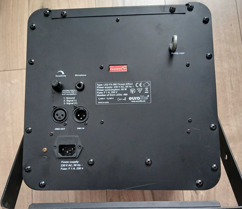 Flower jak Revo 3 Eurolite LED FX-300 DMX efekt dyskotekowy
