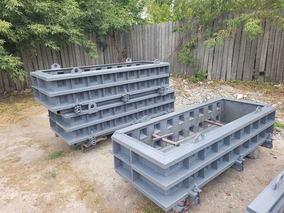 Металоформа, лего-форми з металу, для бетонних блоків, металеві форми