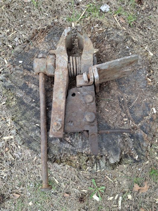 Stare imadło kowalskie